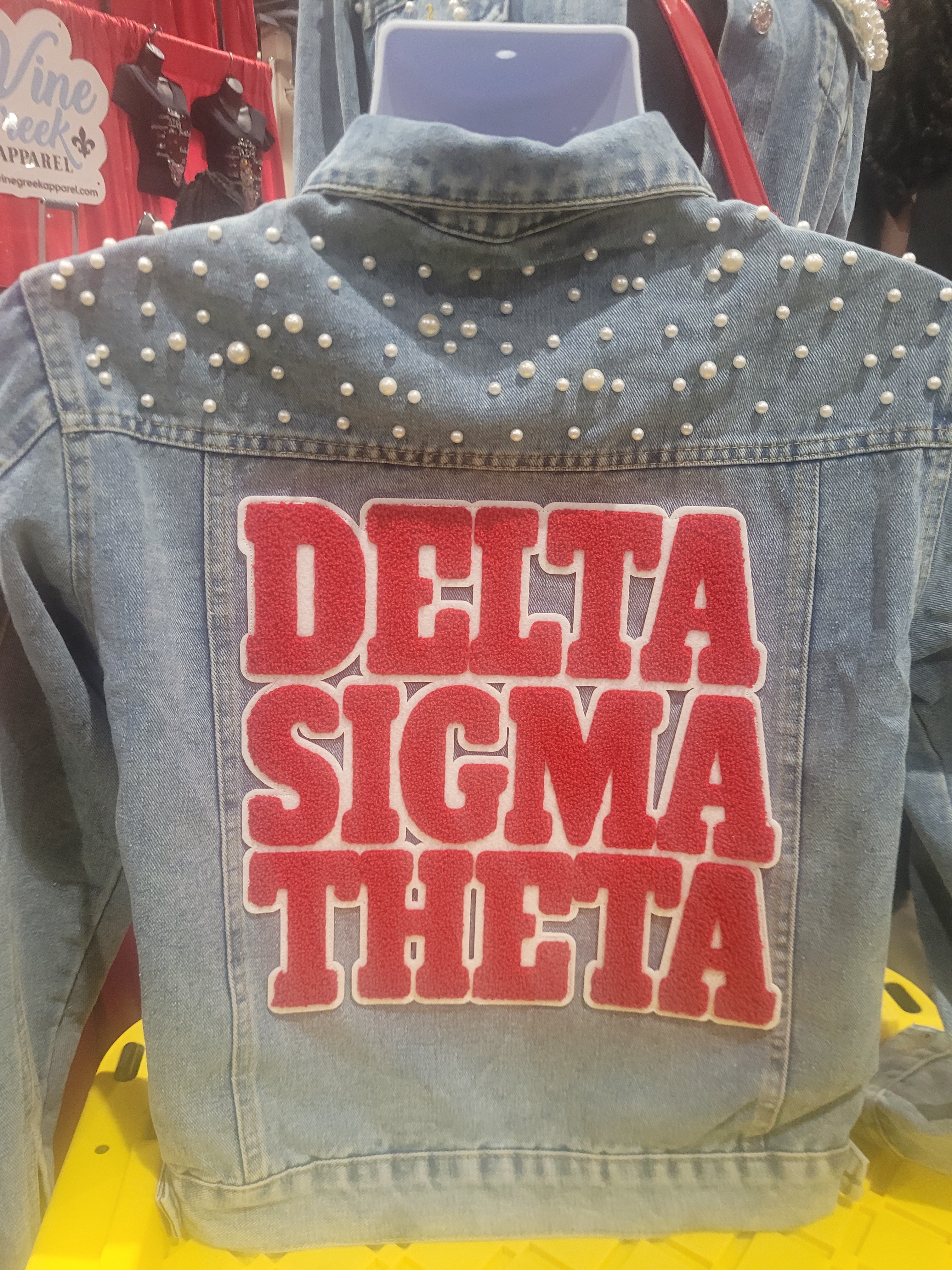 Phi Delta Theta ファイデルタシータ ビンテージ ブランケット Vintage Cadillac Drive PR Hoodie Phi Delta Theta Merch | Fresh Prints